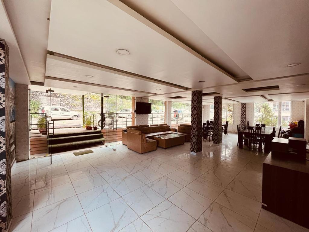 Hotel Royal Residency มะนาลี ภายนอก รูปภาพ