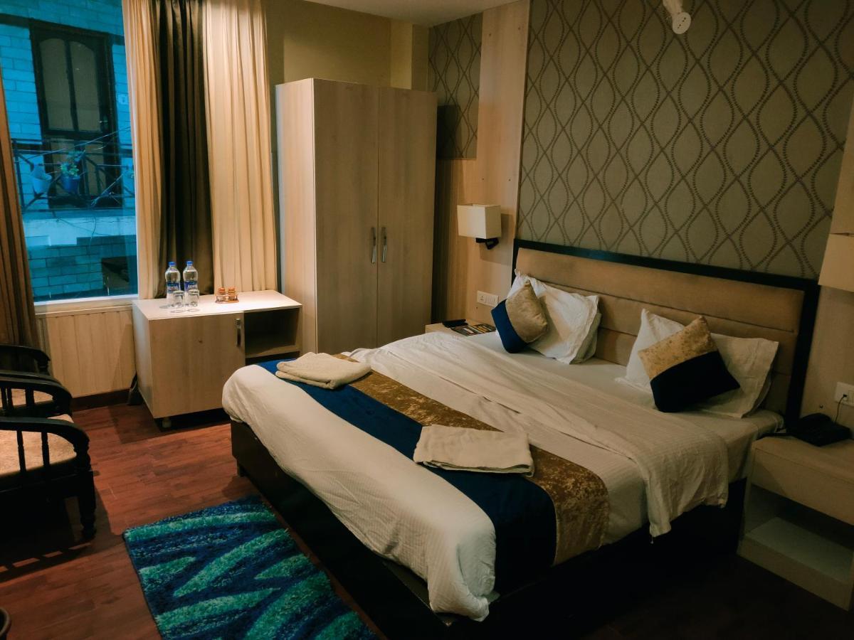 Hotel Royal Residency มะนาลี ภายนอก รูปภาพ