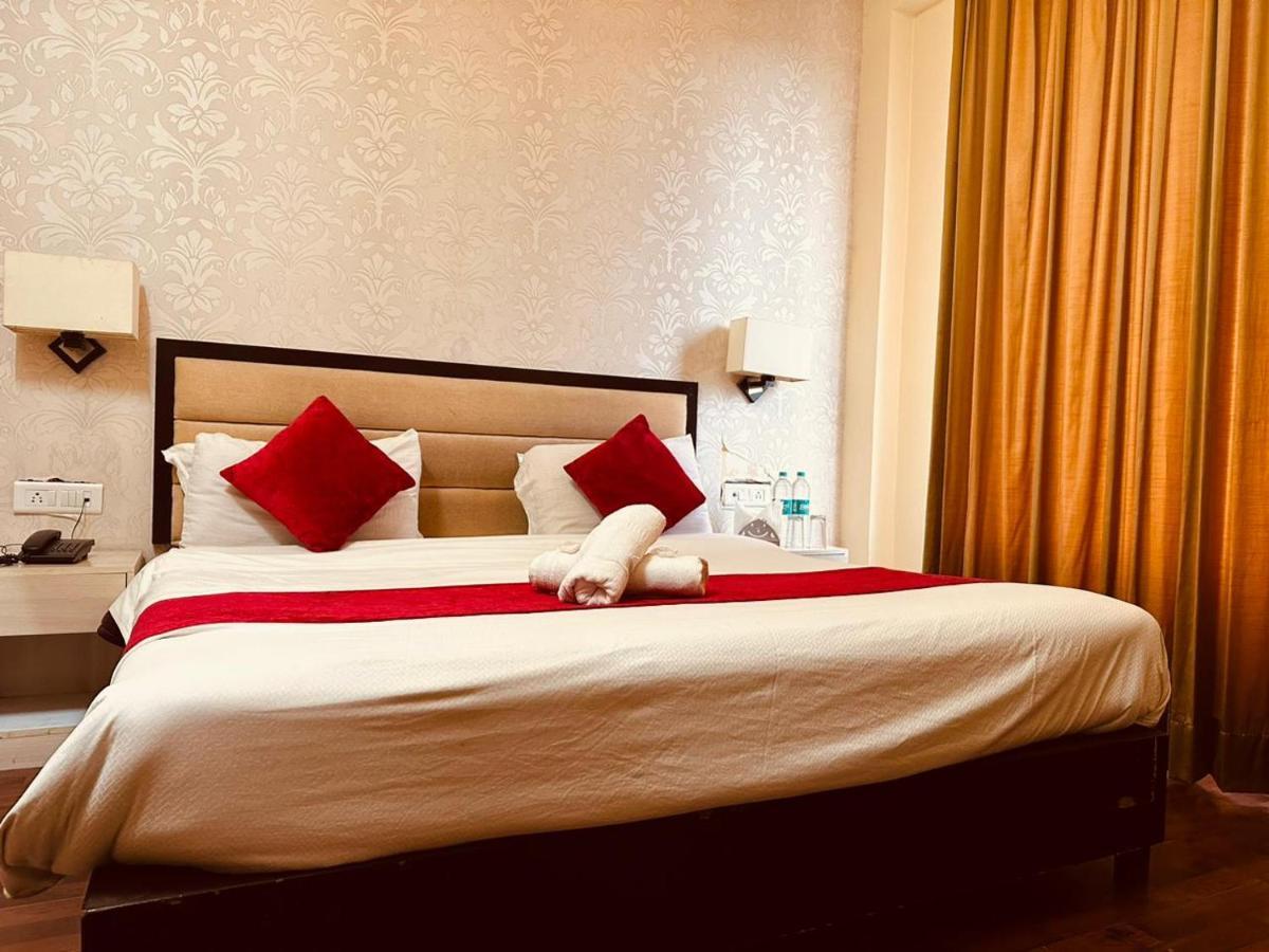 Hotel Royal Residency มะนาลี ภายนอก รูปภาพ
